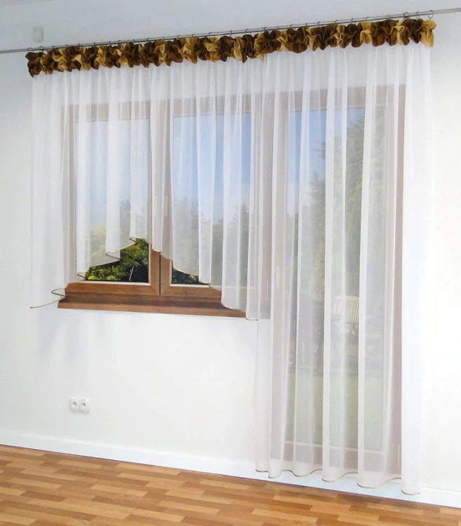 F106 firany na balkon.JPG