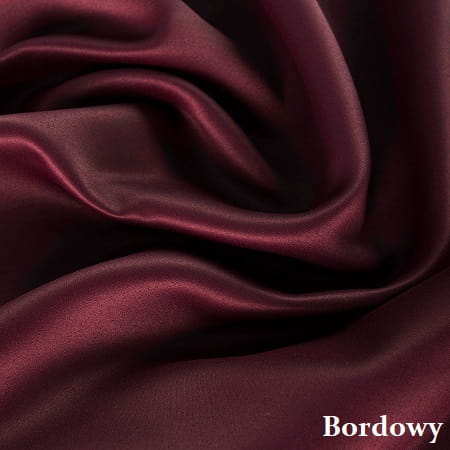 blackout bordowy.jpeg