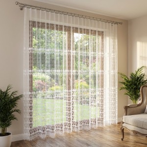0835 firana haftowana.jpeg